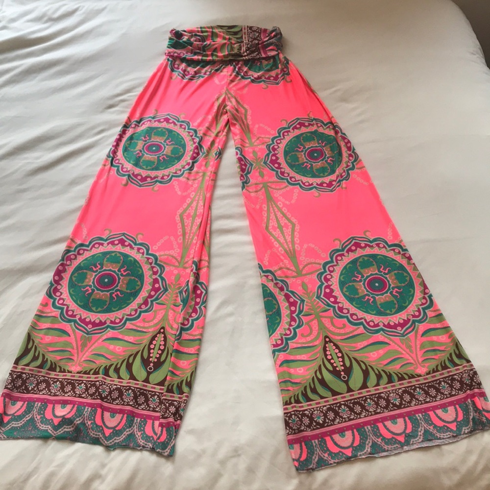 Bright and flirty palazzo pants